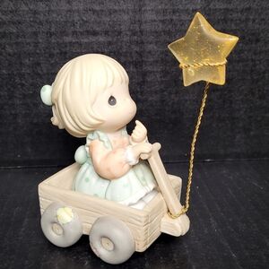 1999 Precious Moments Wishing You A World Of Peace #C0019